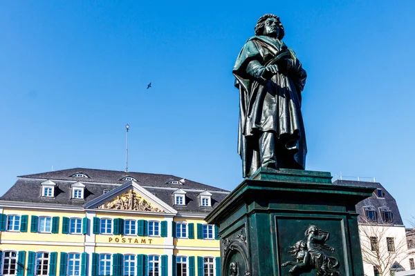 Estatua Beethoven Del Compositor Ludwig Van Beethoven Con Oficina Correos —  Fotos de Stock