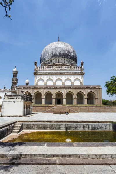 Exterior Tomb Begum Hayat Baksh Qutub Shahi Tombs Hyderabad Telangana — Stock Photo, Image