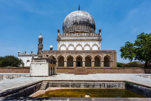 Exterior Tomb Begum Hayat Baksh Qutub Shahi Tombs Hyderabad Telangana — стокове фото
