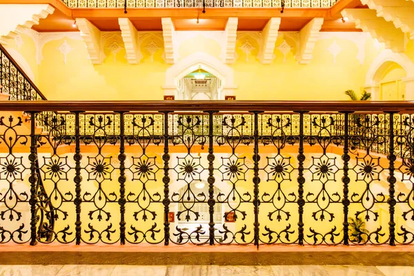 位于印度马哈拉施特拉邦孟买的泰姬陵主大厅装饰华丽 — 图库照片