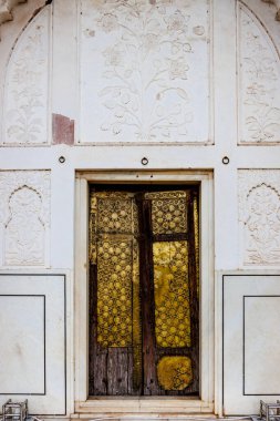 Bibi Ka Maqbara 'nın altın kapısı - bebek Taj Mahal - Aurangabad, Maharashtra, Hindistan, Asya' da