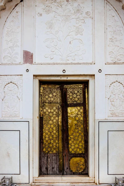 Golden Door Bibi Maqbara Baby Taj Mahal Aurangabad Maharashtra India — Stock Photo, Image