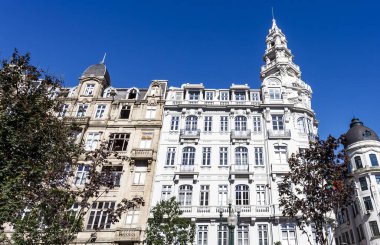 Porto, Portekiz, Avrupa 'daki Praca da Liberdade, Liberty Meydanı boyunca süslü binalar