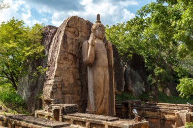 Aukana Buddha veya Avukana Buddha heykeli, Aukana, Sri Lanka, Asya