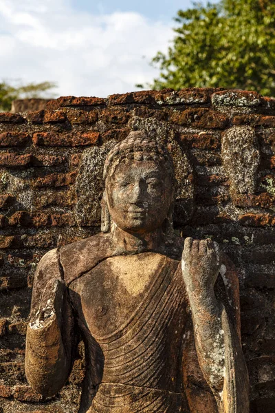 Buda heykeli, Polonnaruwa kalıntıları, Polonnaruwa, Sri Lanka, Asya