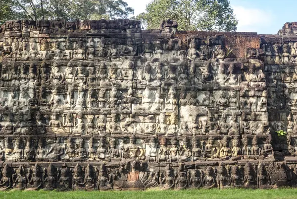 Cüzzamlı Kral 'ın Terası, Angkor Thom, Angkor, Asya