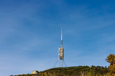 Torre de Collserola Kulesi, Tibidabo, Barselona, Katalonya, İspanya, Avrupa