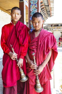 Tibet boynuzlu keşişler veya Dungchen, Mongar, Butan, Asya - Nisan 2012
