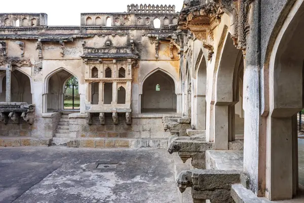 Interior Del Queen Bath Hampi Karnataka India Asia Imágenes De Stock Sin Royalties Gratis