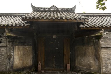 Chengdu, Sichuan, Çin, Asya 'da eski bir Çin binasının girişi.