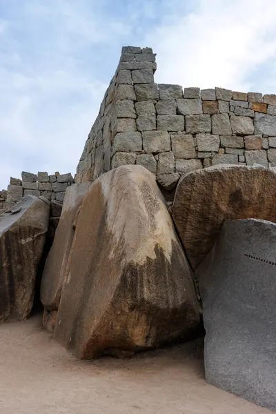 Kraliyet kuşatmasının etrafındaki duvar, Hampi, Karnataka, Hindistan, Asya