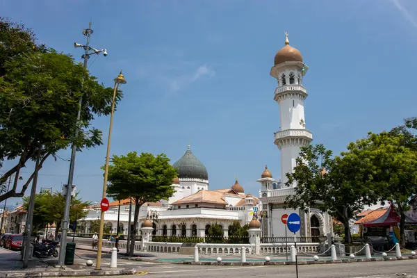 George Town, Penang, Malezya, Asya 'daki Kaptan Keling Camii' nin dışı.