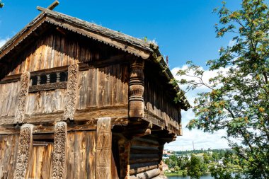 Skansen Park, Stockholm, İsveç ve Avrupa 'daki eski İsveç ahşap evi.