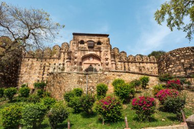 Facade of Jhansi fort in Jhansi, Budelkhand, Uttar Pradesh, India, Asia
