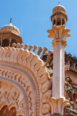 Lucknow, Uttar Pradesh, Hindistan ve Asya 'daki Rumi Darwaza kapısı.