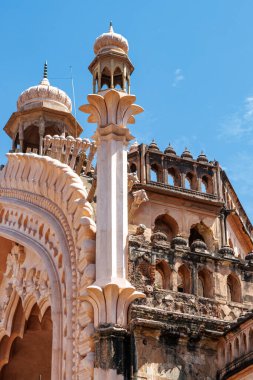 Lucknow, Uttar Pradesh, Hindistan ve Asya 'daki Rumi Darwaza kapısı.
