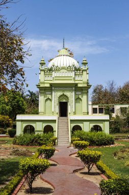 Boulone Lise, La Martiniere Okulu, Lucknow, Uttar Pradesh, Hindistan ve Asya 'nın mezarı.