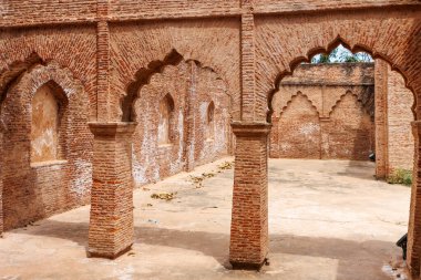 Lucknow, Uttar Pradesh, Hindistan ve Asya 'daki İngiliz konutlarının yıkılmış binaları.