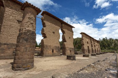 Wiracocha tapınağının kalıntıları Raqchi, Cuzco, Peru, Güney Amerika