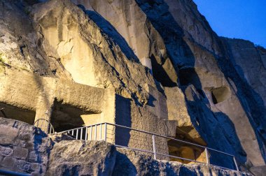 12. yüzyıl mağara kasabası Vardzia, Gürcistan, Avrupa