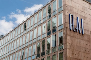 Turin, Piedmont, İtalya ve Avrupa 'daki RAI yayın bürosu ve stüdyoları cephesi