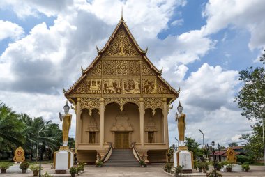 Vientiane, Laos, Asya 'daki Luang Neua tapınağının dışı.
