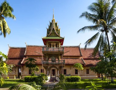 Vientiane, Laos, Asya 'daki Wat Ong Teu Mahawihan tapınağının davul kulesi.
