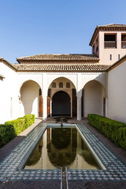 Malaga, Endülüs, İspanya, Avrupa 'daki Malaga Alcazaba' nın avlusu