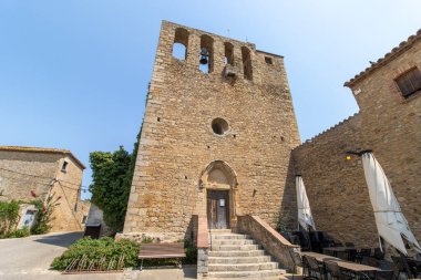 Sant Feliu de Boada 'daki Esglesia de Sant Feliu de Boada Kilisesi, Palau-sator, Baix Emporda, Katalonya, İspanya, Avrupa