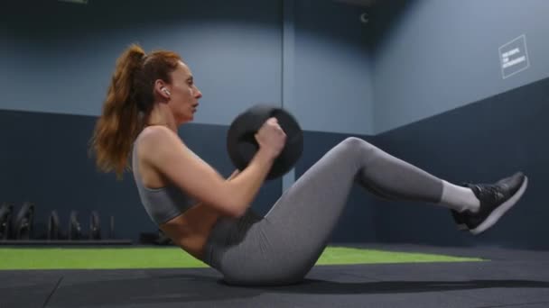 Female Athlete Doing Exercise Sport Club Sporty Girl Cardio Workout — Vídeo de stock