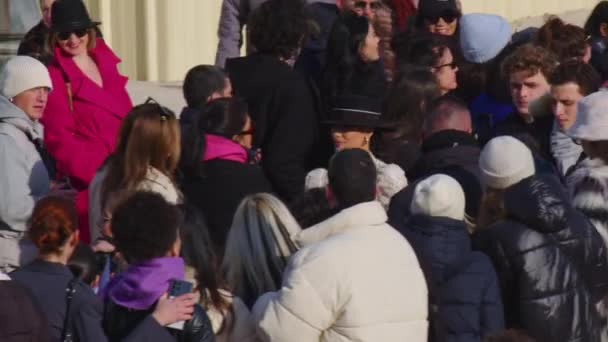 Paris France February 2023 Huge Crowd Fans Meets His Celebrities — Vídeo de Stock