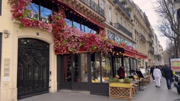 Paris France February 2023 Urban Lifestyle Paris People Walking Cafe — Video