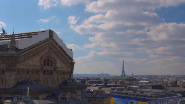 파리의 중앙에 고전적 꼭대기 Timelapse 갤러리의 관망대에서 바라보라 고품질 — 비디오