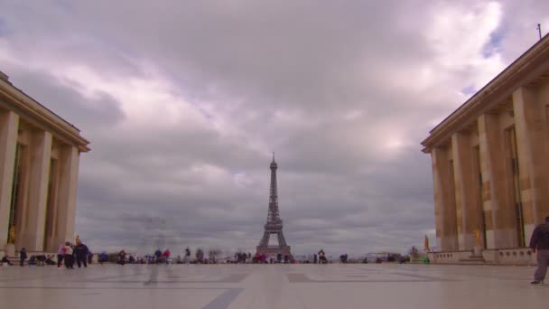 Berömda Torget Trocadero Med Eiffeltornet Bakgrunden Tiden Förfaller Trocadero Och — Stockvideo