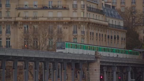 Métro Paris Est Une Des Attractions Populaires Paris Pont Fer — Video