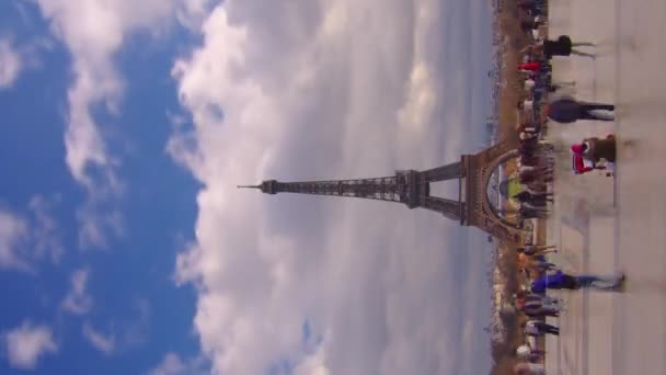Vídeo Vertical Trocadero Quadrado Famoso Com Torre Eiffel Lapso Tempo — Vídeo de Stock