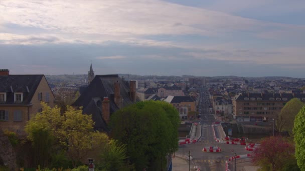 マンのタイムラプス フランスのサルト川沿いの都市です 夏の間に撮影された マンは フランス西部のペイ ロワール地域に位置しています 高品質4K映像 — ストック動画
