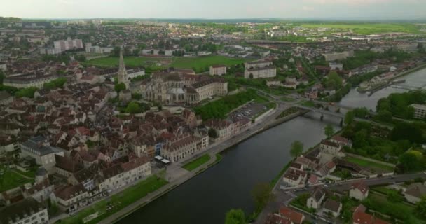 Establishing Shot French Center Medieval City Auxerre Which Separated Yonne — Stock Video