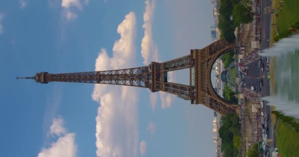 Vidéo Verticale Célèbre Place Avec Tour Eiffel Arrière Plan Laps — Video