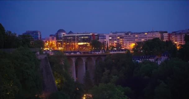 Luxemburg Stadtzentrum Mit Allen Attraktionen Der Abendlichen Sommerzeit Tourismus Reisen — Stockvideo
