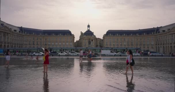 Бордо Франция Августа 2023 Года Площадь Дворец Бурс Зеркало Deau — стоковое видео