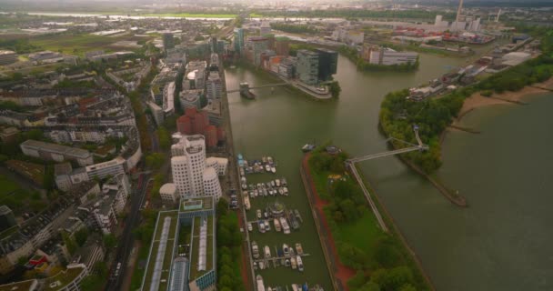 Düsseldorf Flygfoto Över Staden Tyskland Skyline Med Bro Över Floden — Stockvideo
