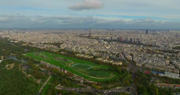 Stworzenie Zdjęcia Nowoczesnego Stadionu Centrum Paryża Widok Lotu Ptaka Obiekt — Wideo stockowe