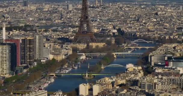 Establecimiento Plano Las Calles París Drone Tiro Calles Francesas Están — Vídeo de stock