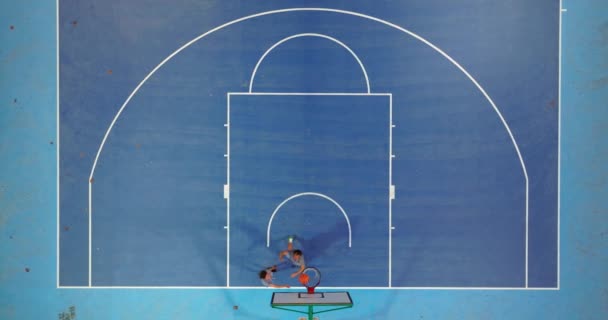 Спорт Сімейна Дружба Сім Грає Баскетбол Відкритому Майданчику Сім Проводить — стокове відео