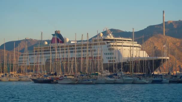 Картахена Іспанія Круїзний Корабель Причалений Картахені Іспанія — стокове відео