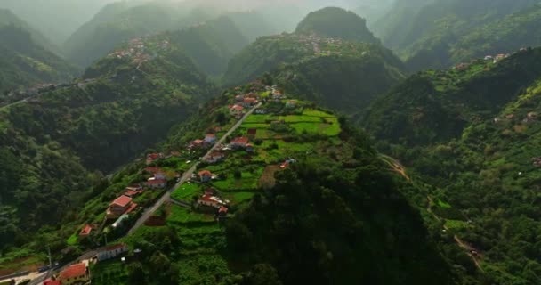 Letecký Pohled Vesnici Madeira Vrcholcích Zelených Hor — Stock video