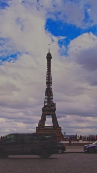 Вертикальные Кадры Истории Катушки Эйфелевой Башни Знаменитая Парижская Эйфелева Башня — стоковое видео