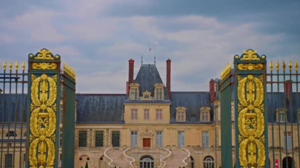 Luftaufnahme Des Schlosses Von Fontainebleau Und Der Treppe Des Königs — Stockvideo