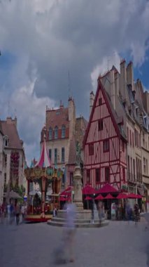 Zaman aşımı Dijon. Dijon, Burgundy 'nin başkenti. Yüksek kalite 4k görüntü